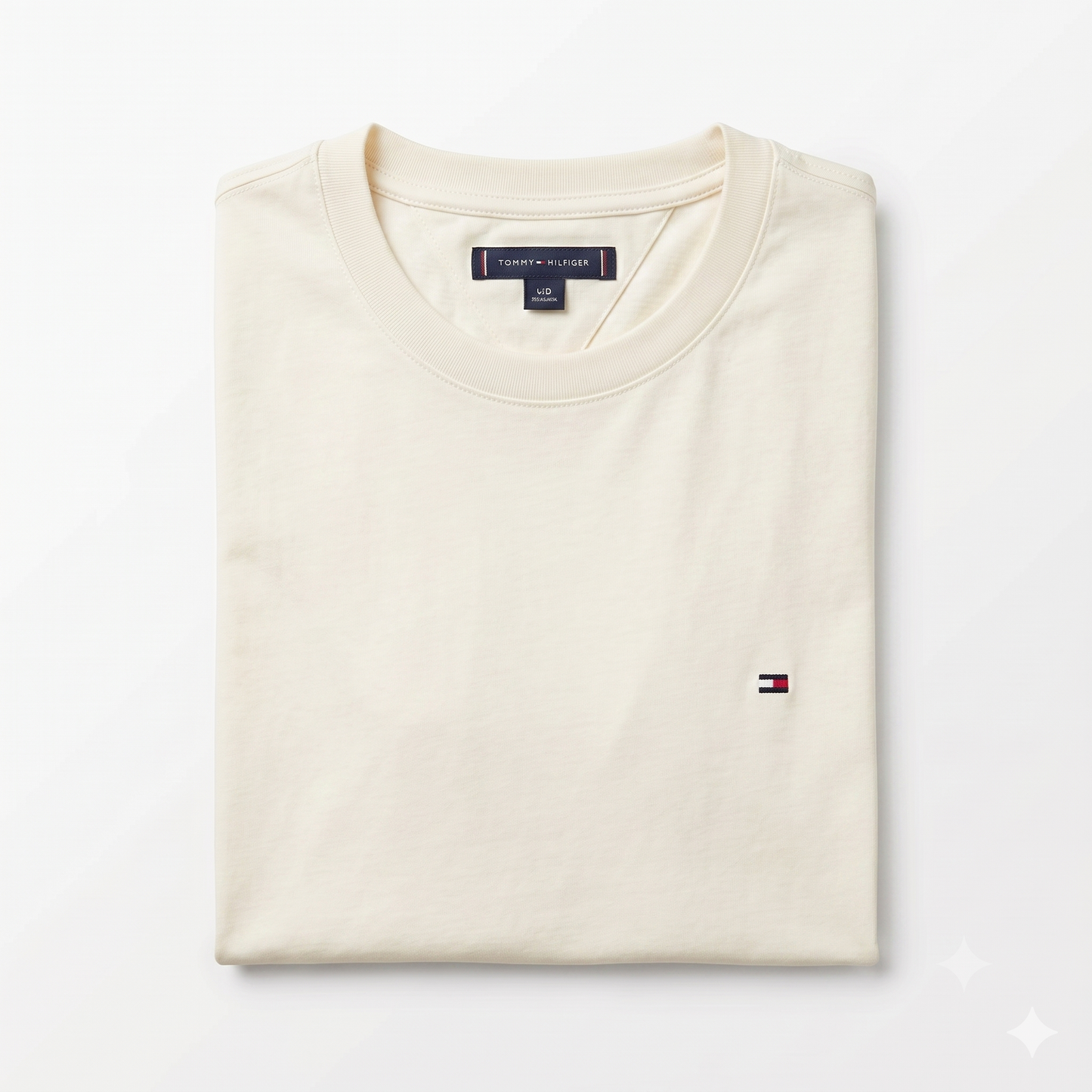 REMERA BASICA CLASICA - BLANCO PERLA - LOGO TRADICIONAL - TH
