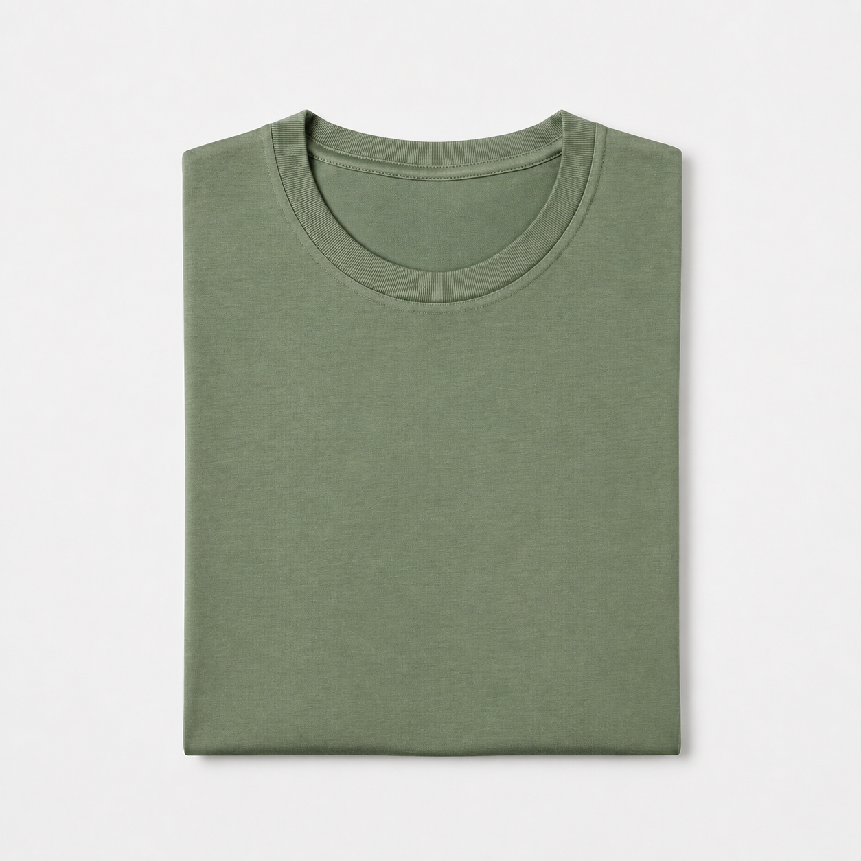 REMERA BASICA CLASICA - VERDE MUSGO - LOGO TRADICIONAL - LC