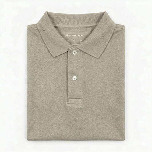 REMERA ESTILO POLO - BEIGE - LOGO TRADICIONAL CKA