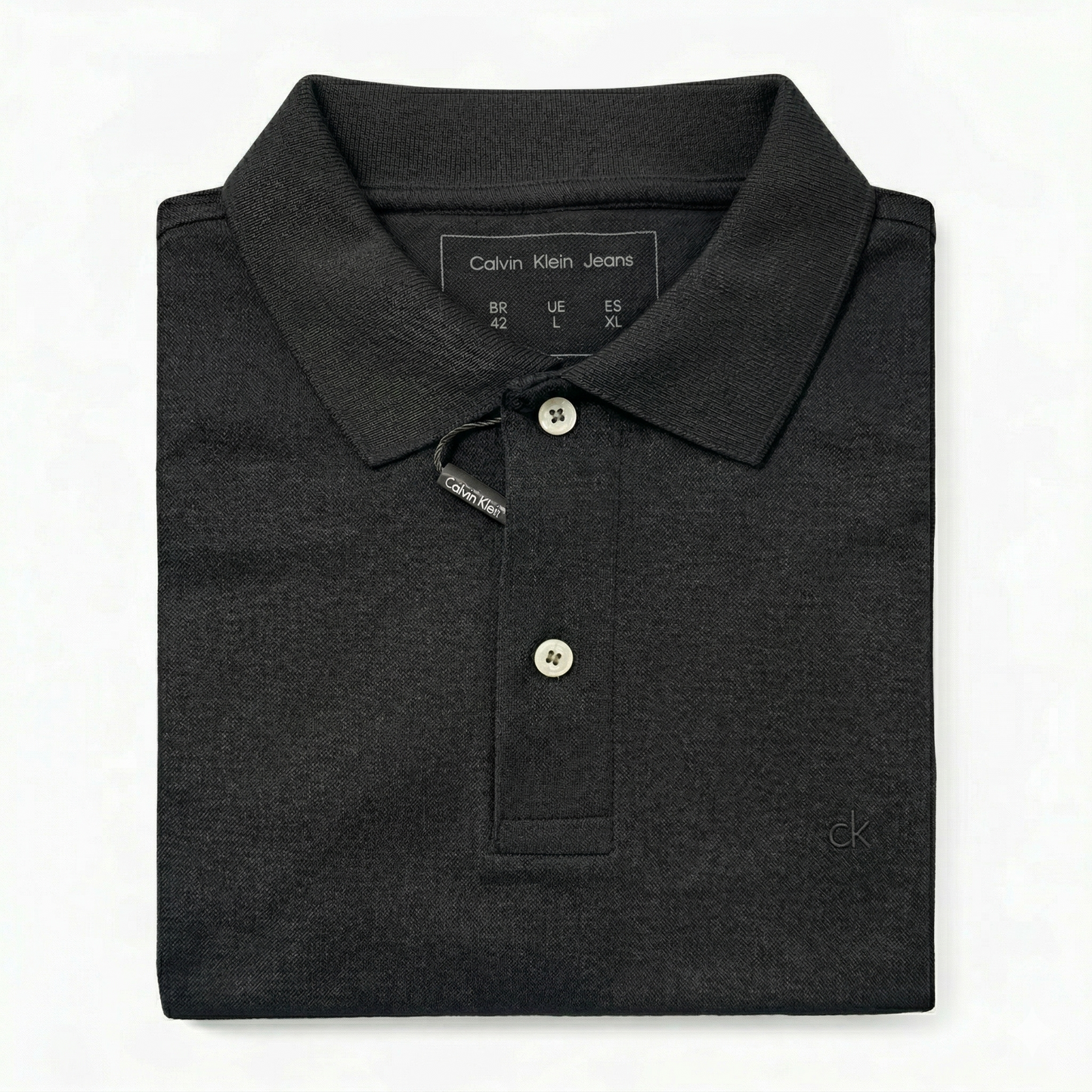 REMERA ESTILO POLO - NEGRO - LOGO TRADICIONAL CKA