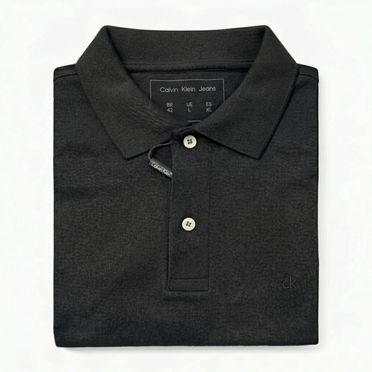 REMERA ESTILO POLO - NEGRO - LOGO TRADICIONAL CKA